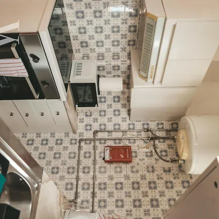 Remarkable 1-bed In Apartamento Oporto