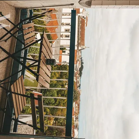 Apartamento Remarkable 1-bed In Oporto